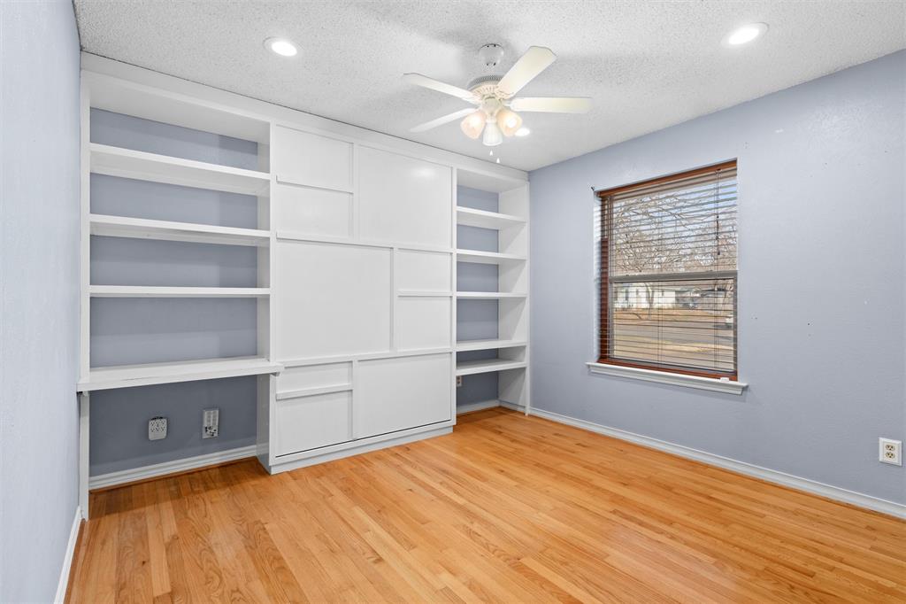 1222 W Lovers Lane