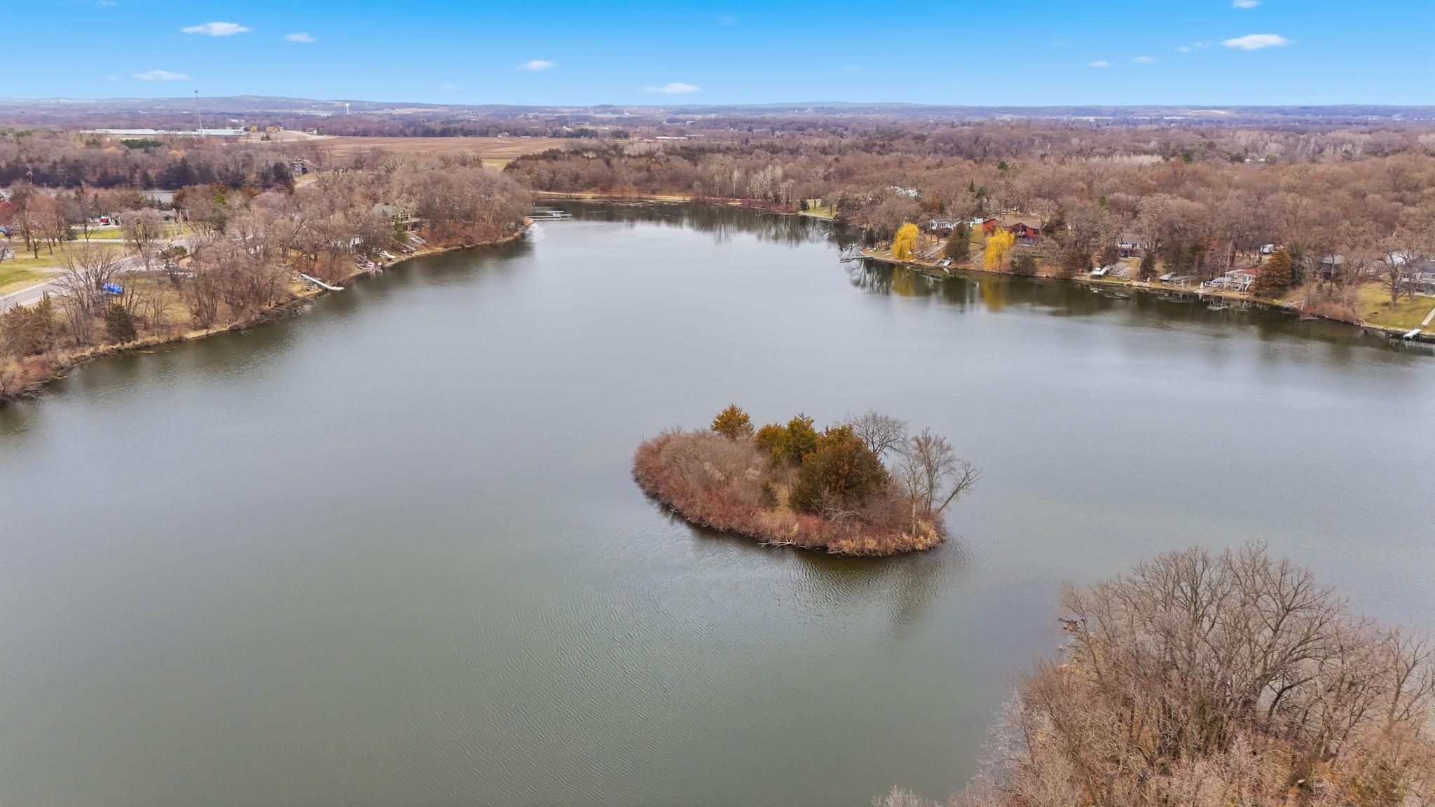 20368 Edgehill Circle