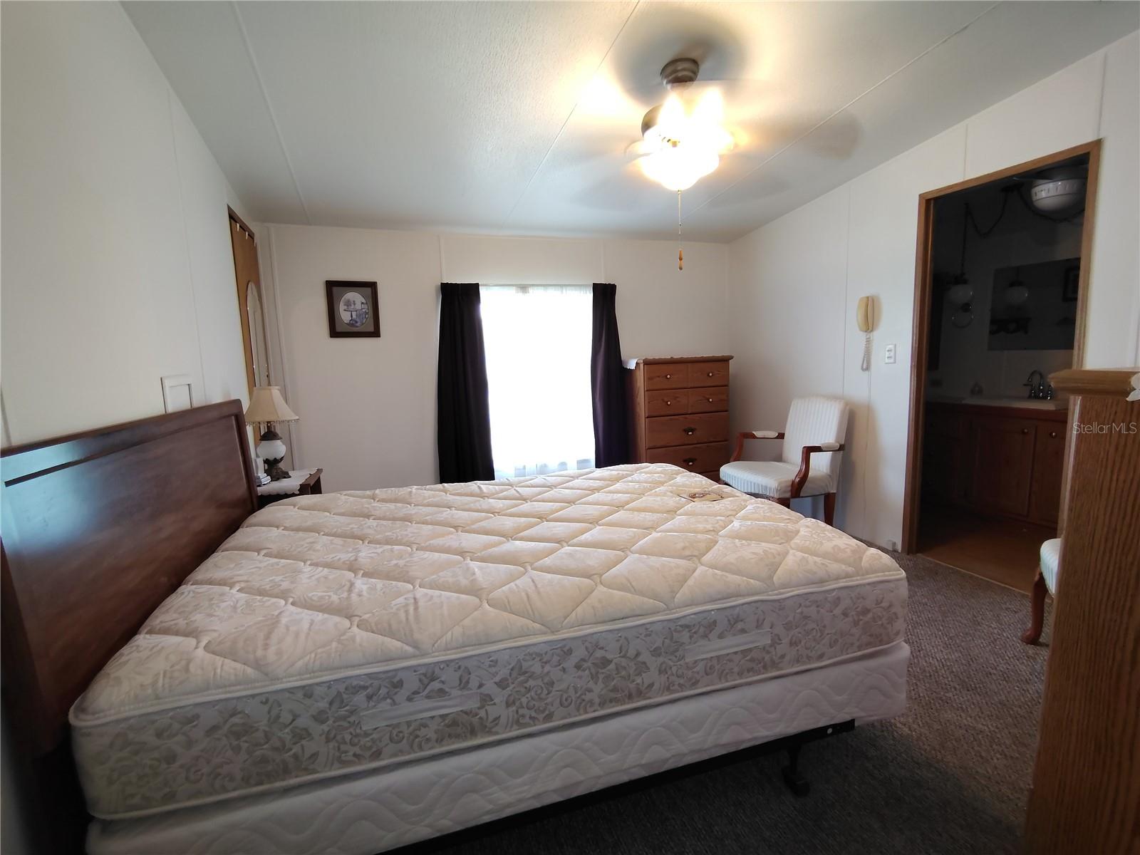 52 Outlet Drive