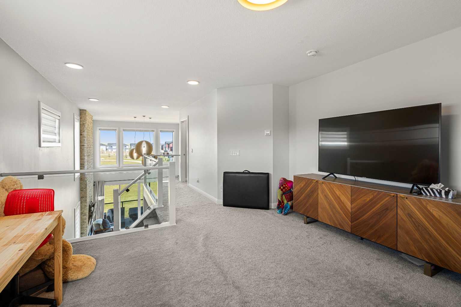 52 Evansfield Manor NW