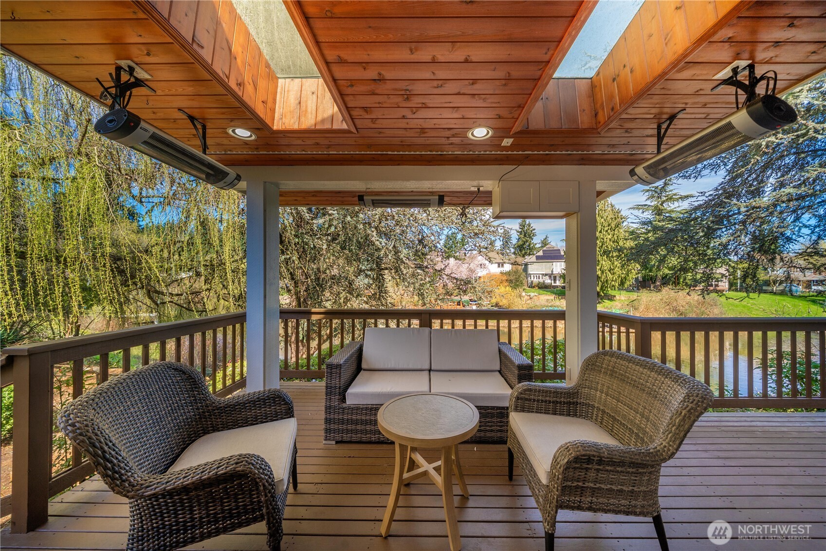 11028 E Riverside Drive