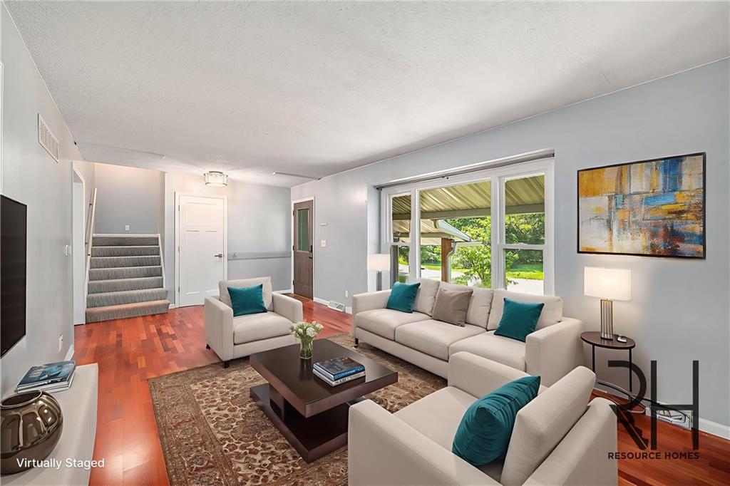 1600 NE 49th Terrace