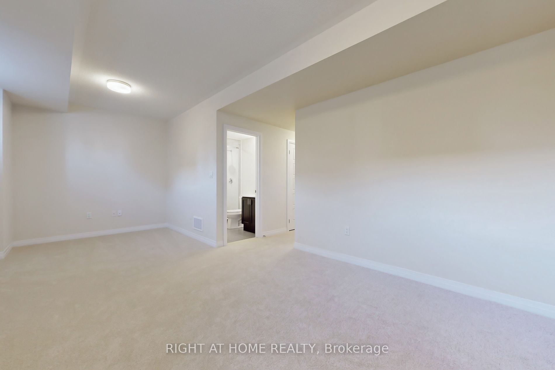 106 E Settlers Road Rd