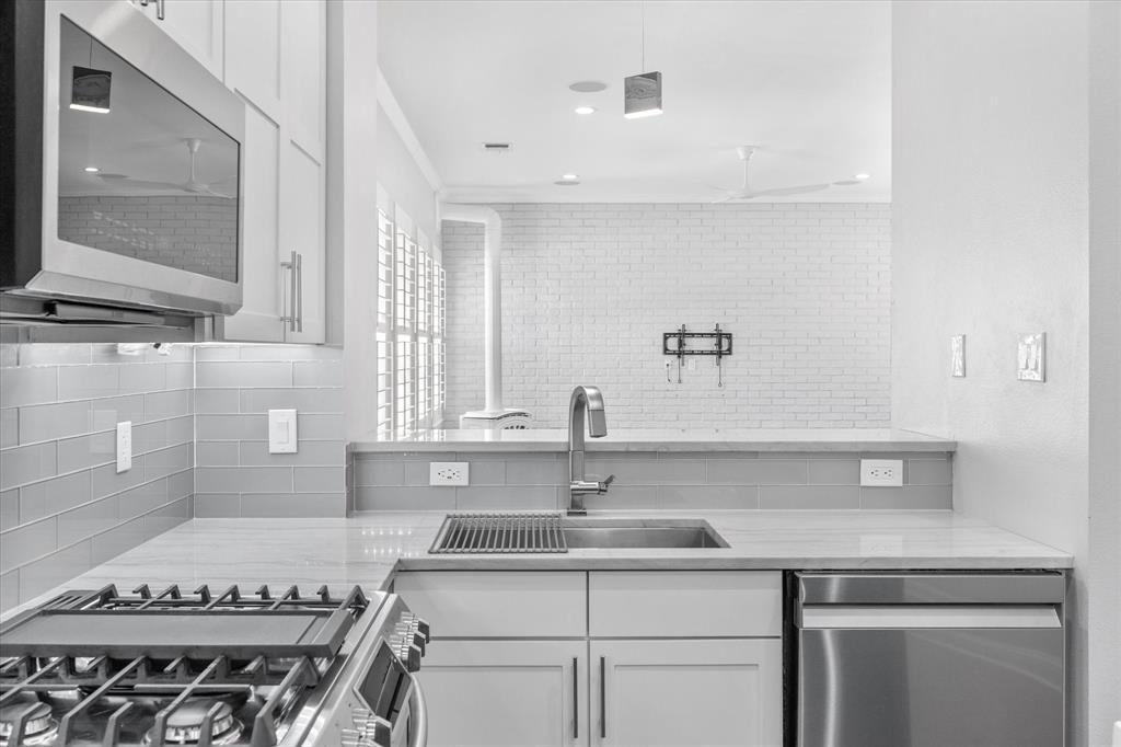 612 Skyline Bluff Drive