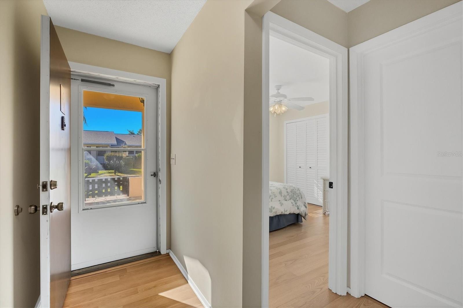 390 301 Boulevard W 27C