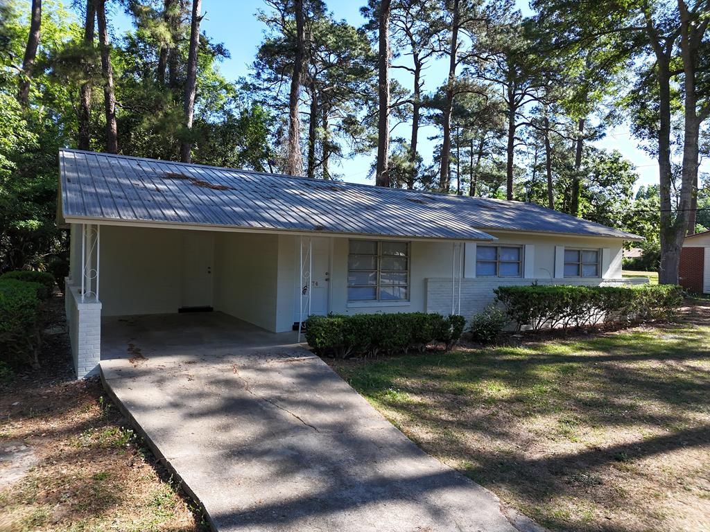 Recently remodeled3 bedroom home in Thomasville! Features a completely updated kitchen with new cabinets, countertops, and appliances, plus new LVP flooring and fresh paint throughout.There is a carport and a large covered back porch.The lot is just over a half acre.Located on the North side of Pinetree Boulevard, just minutes from downtown, shopping, and dining. Move in ready. Virtual Tour Address: https://my.matterport.com/show/?m=oRwtcRsgTYx&mls=1