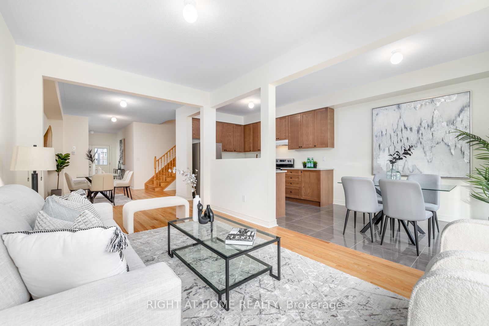 1265 Jim Brewster Circ