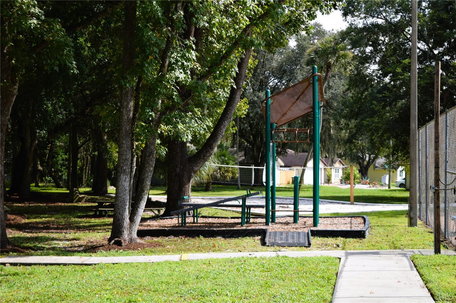 711 Thistle Place