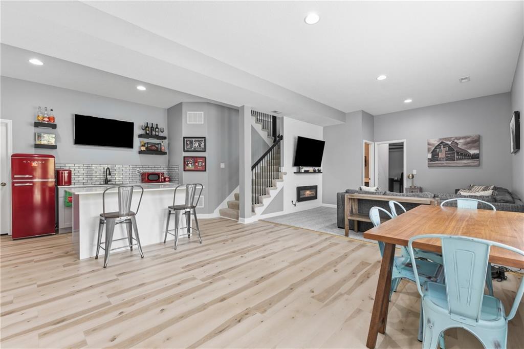 10512 N Euclid Avenue