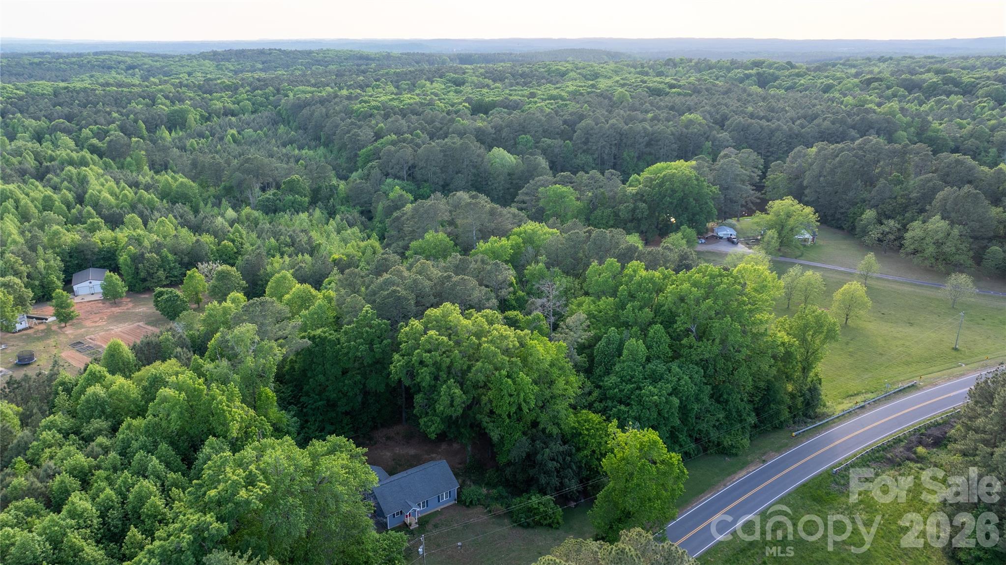 6617 Hwy 73 Highway W