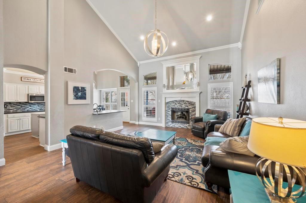 829 Forest Hollow Drive