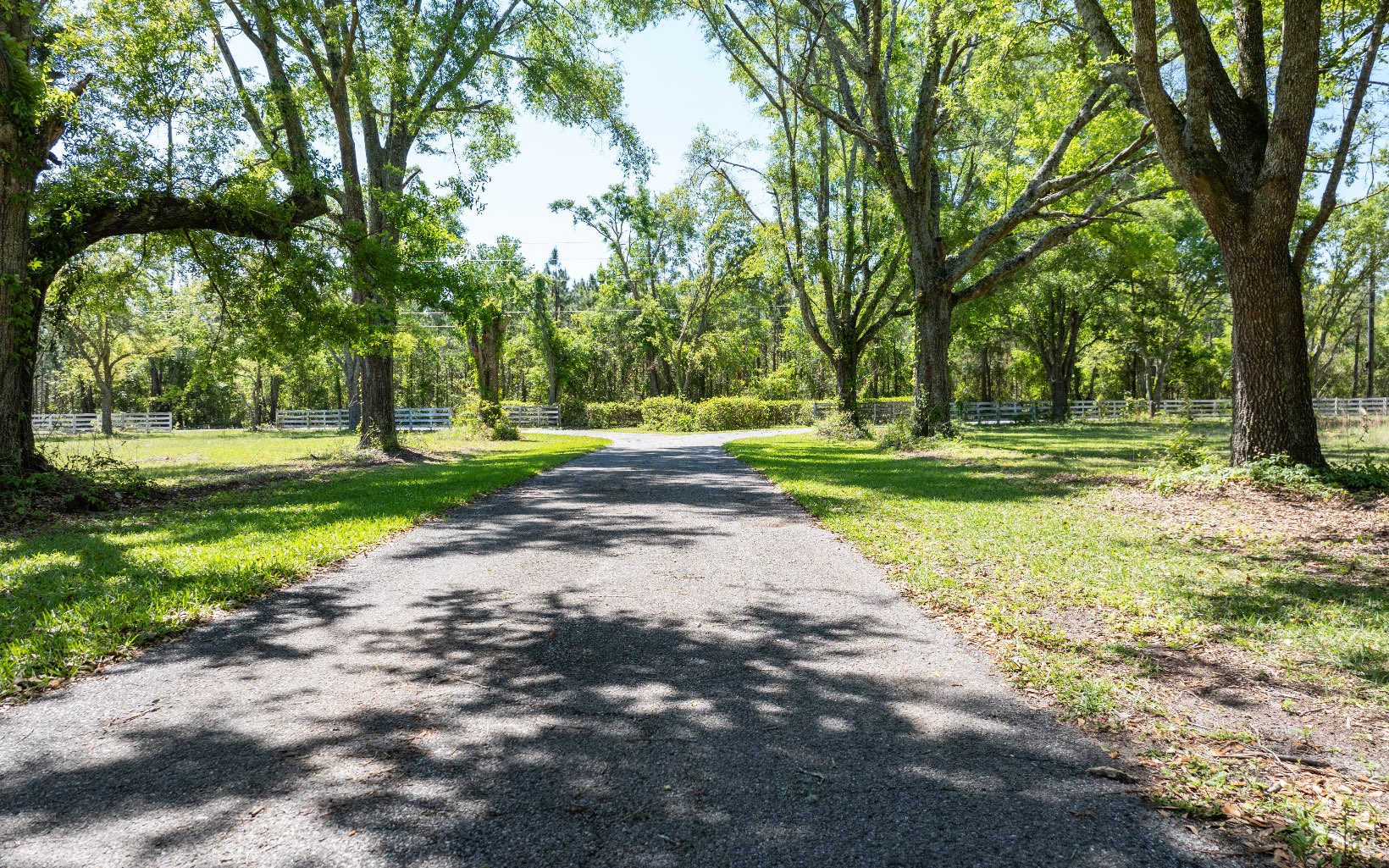 444-1 SE Bisbee Loop