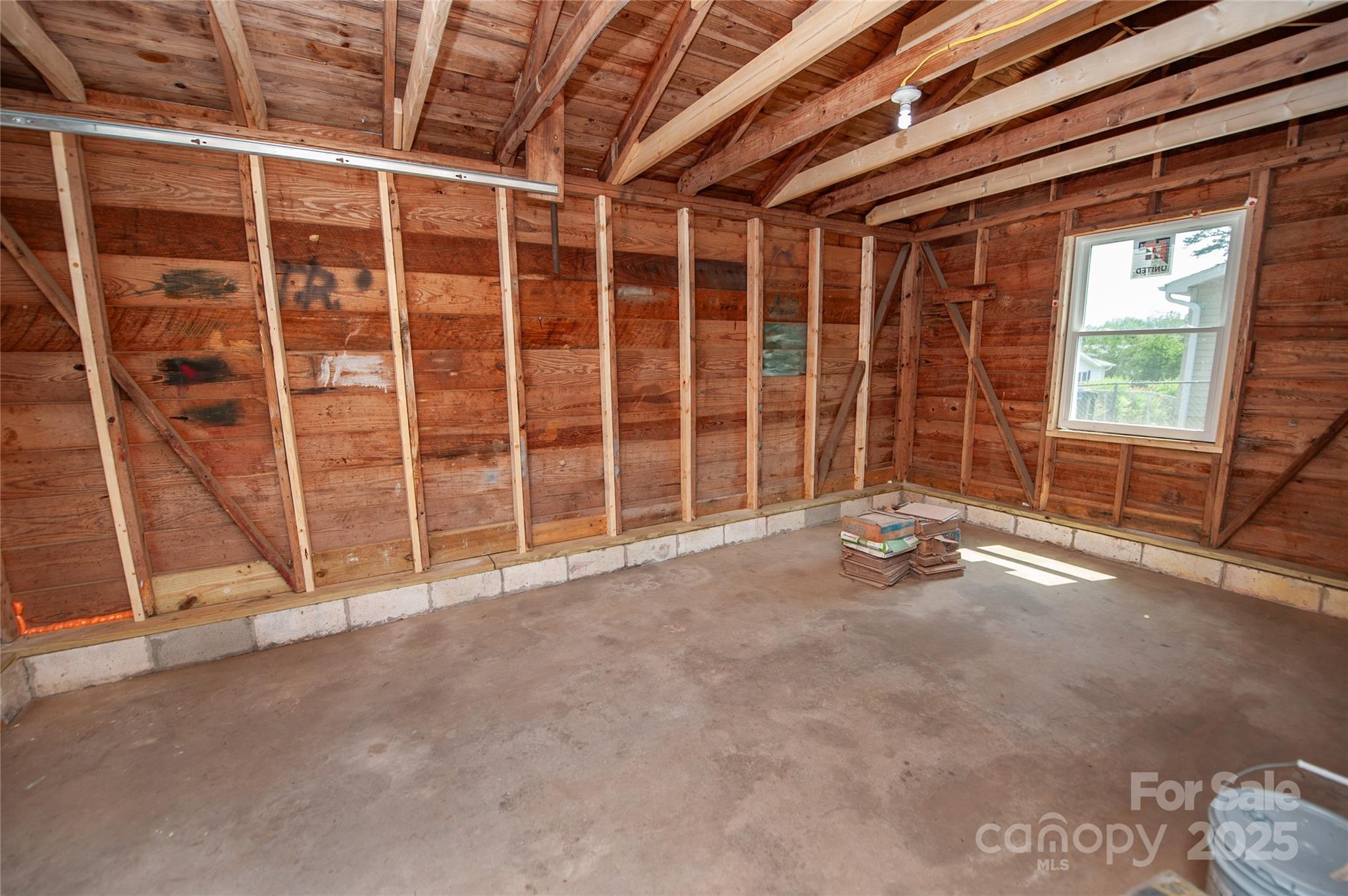 113 Oakleaf Drive