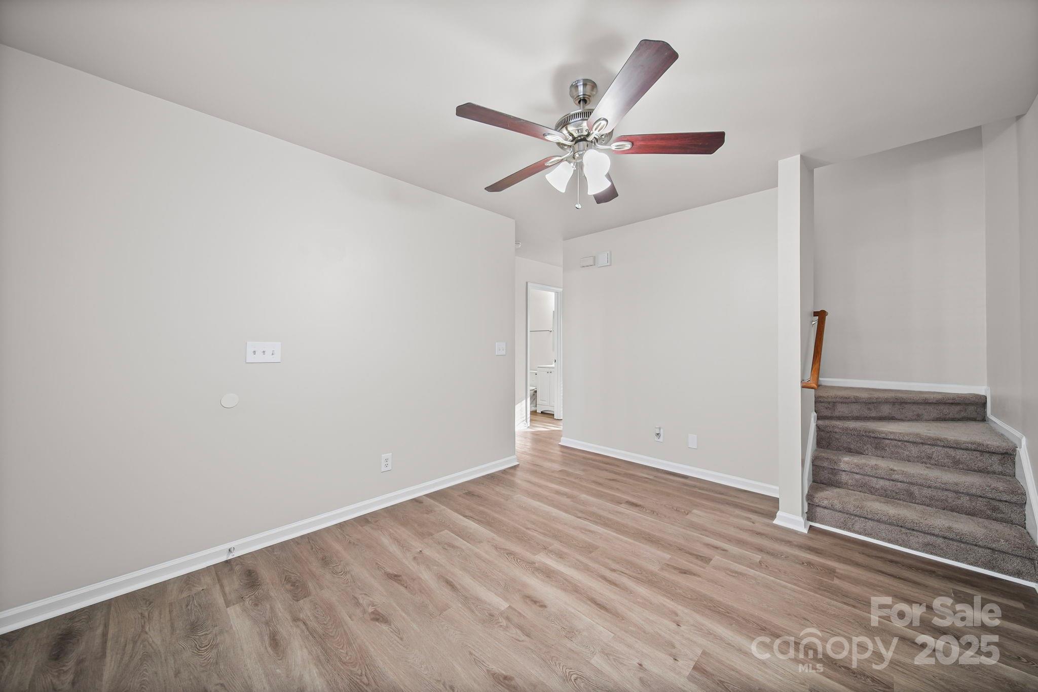 554 Havenbrook Way NW