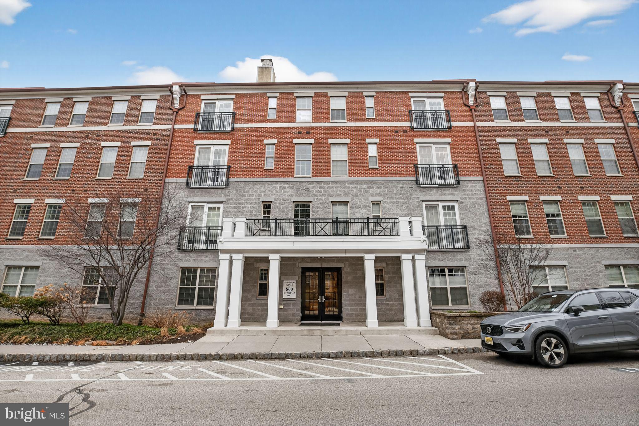 800 Admirals Way 1836