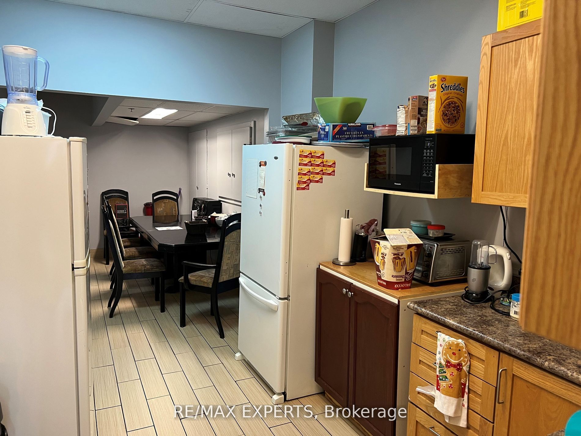 100 Marycroft Ave 1