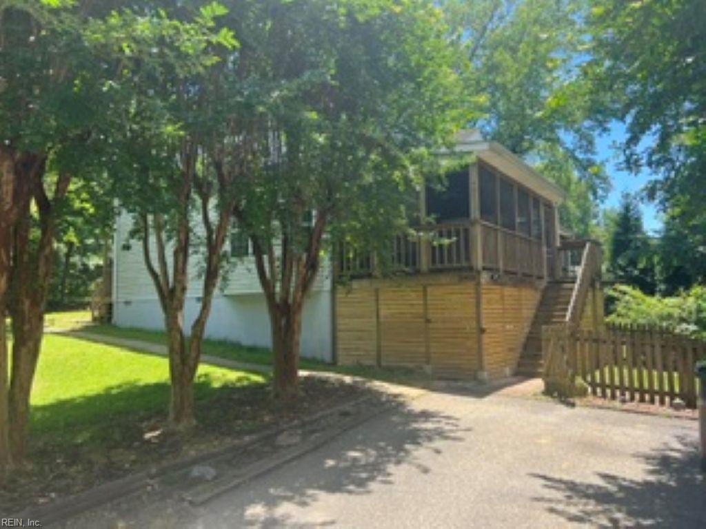 3903 Strawberry Plains Road