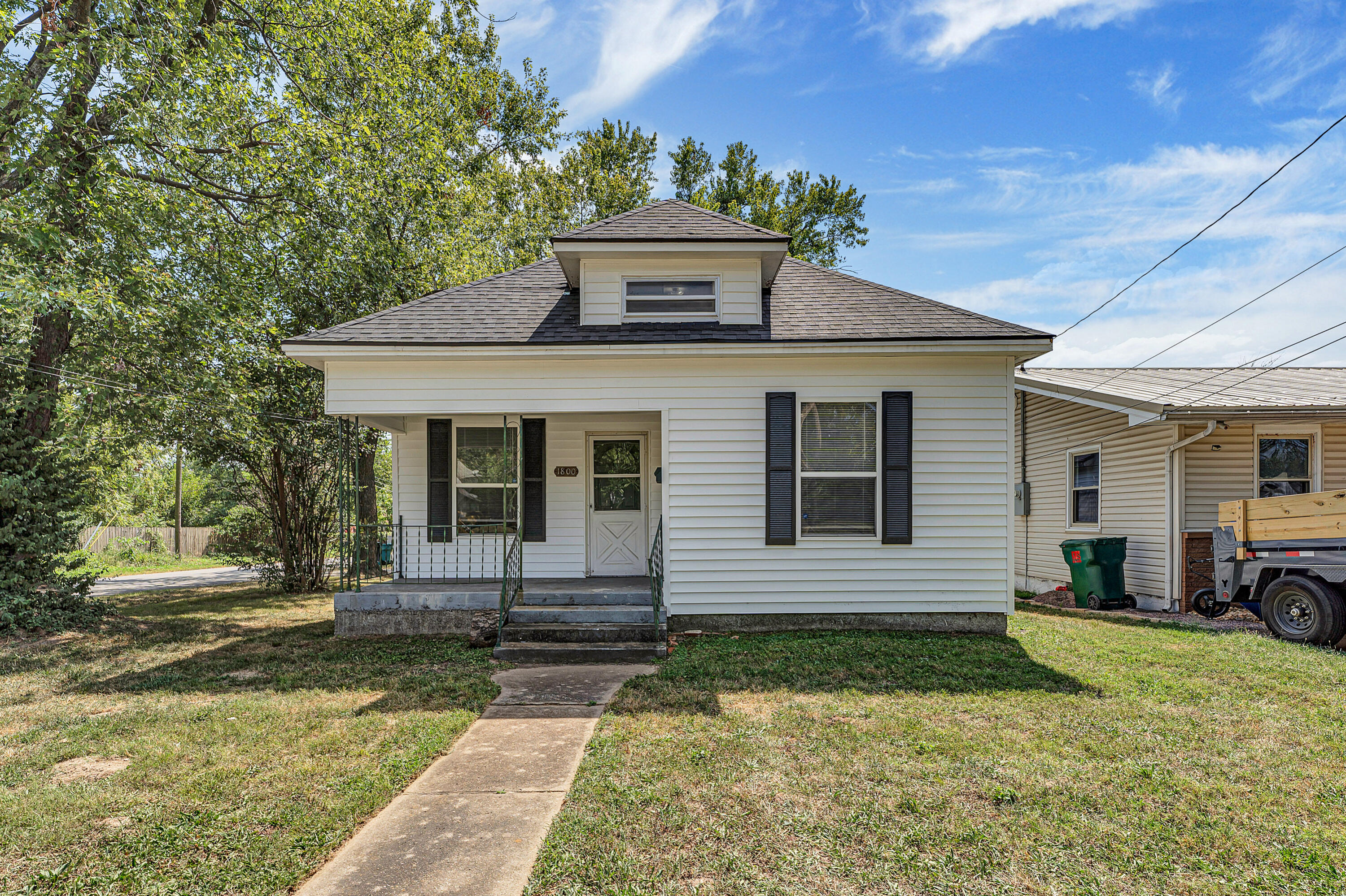 1800 W Atlantic Street