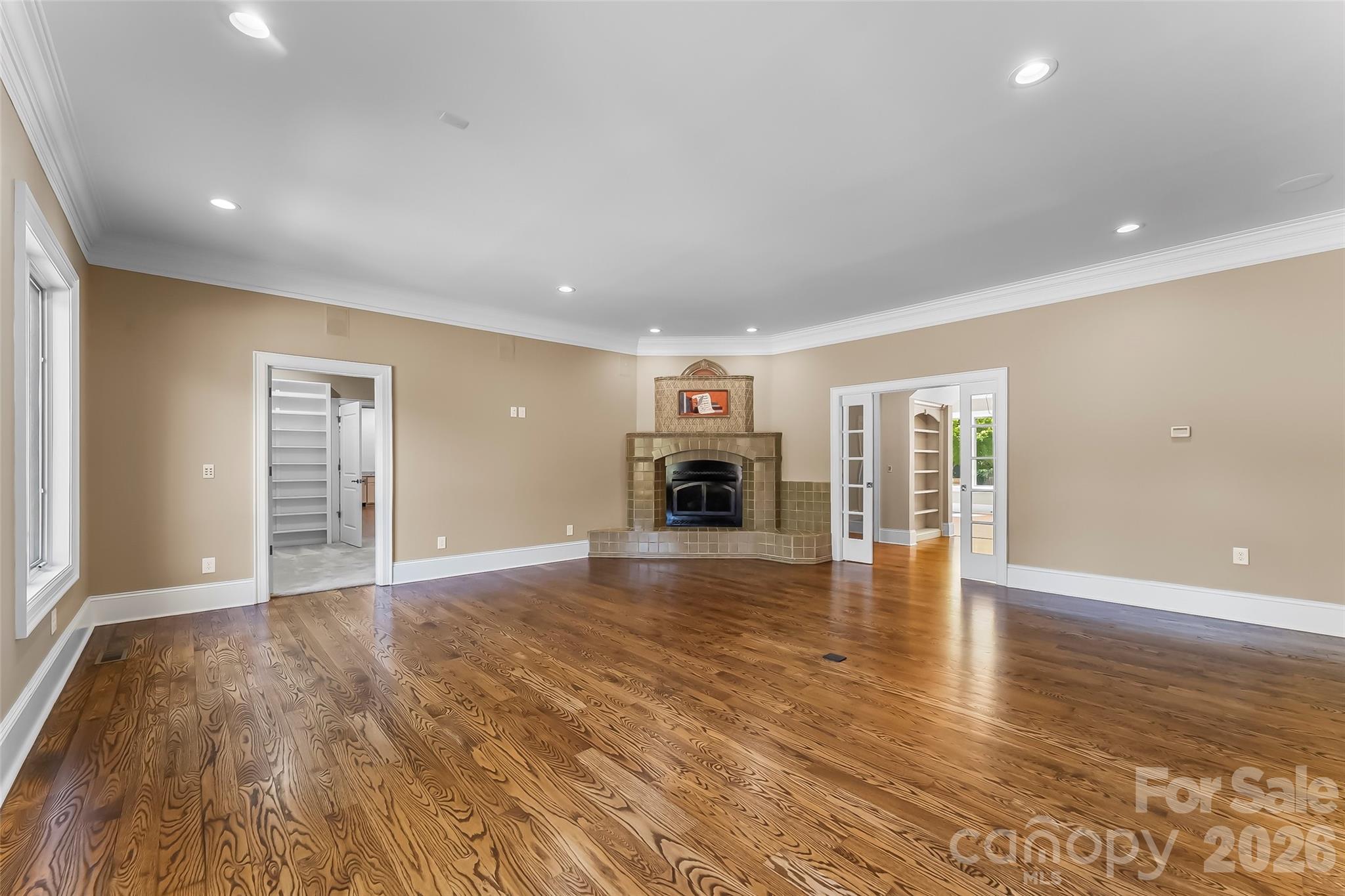 1090 Pearidge Road
