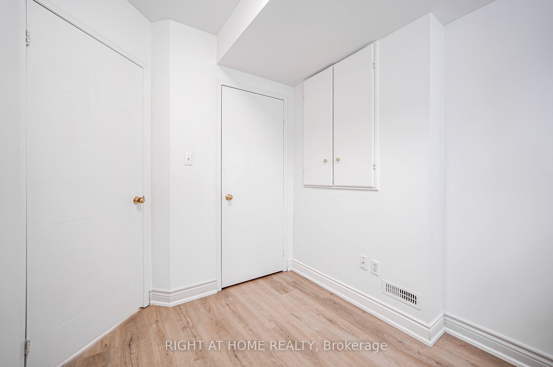 101 Weston Rd