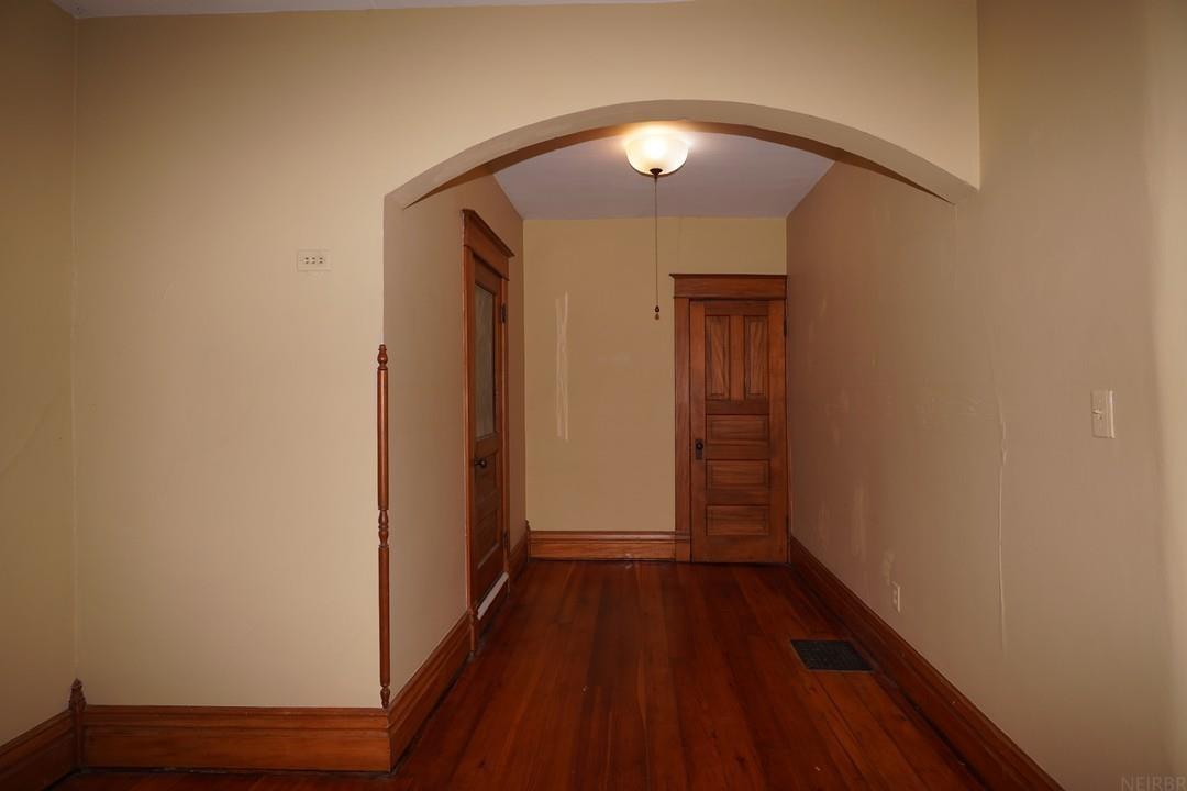 406 Ferguson Street