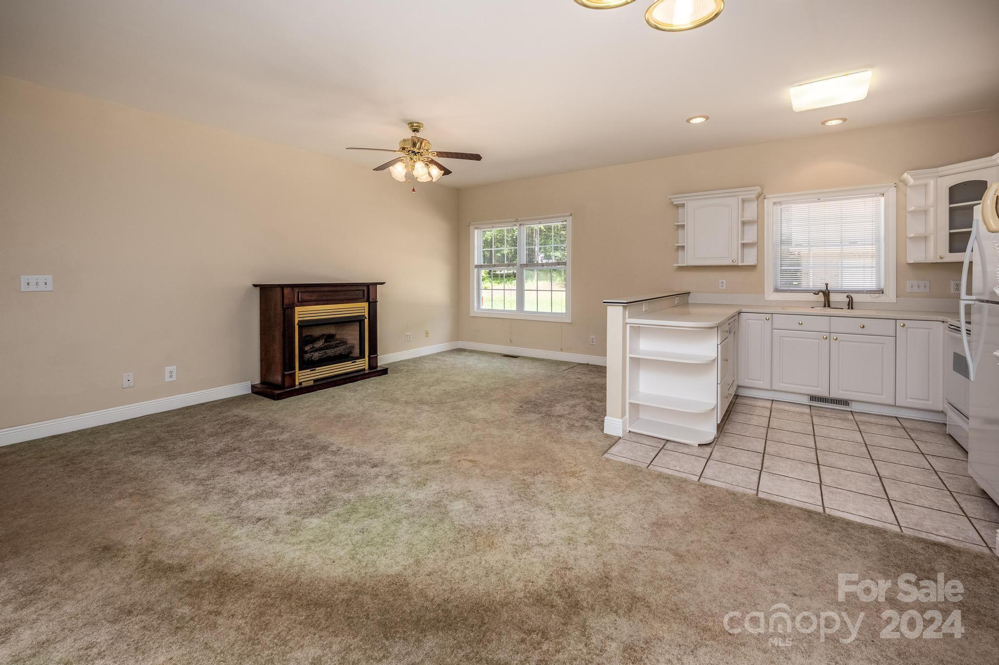 6730 Hawks Nest Lane
