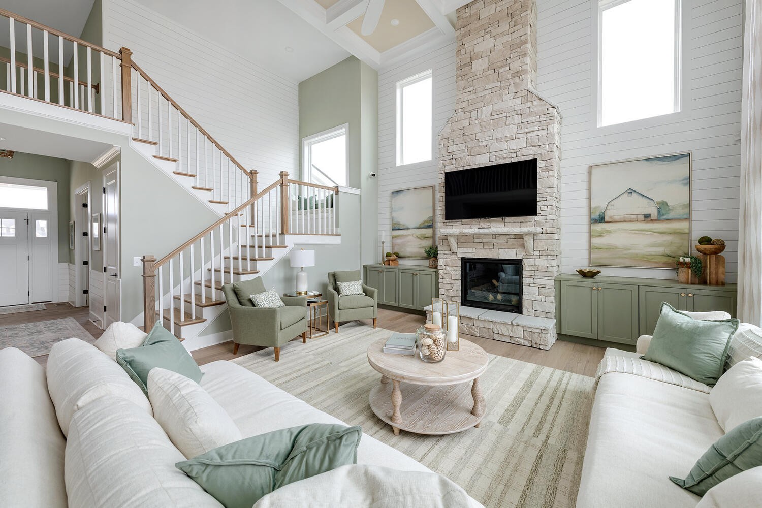 381 Reddenwood Rd