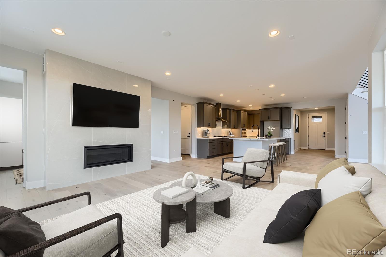 6656 Bridle Creek Point