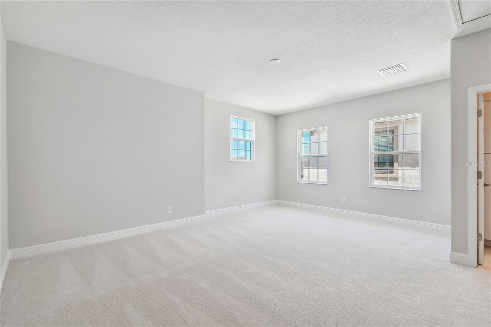 11239 Rustic Timber Loop