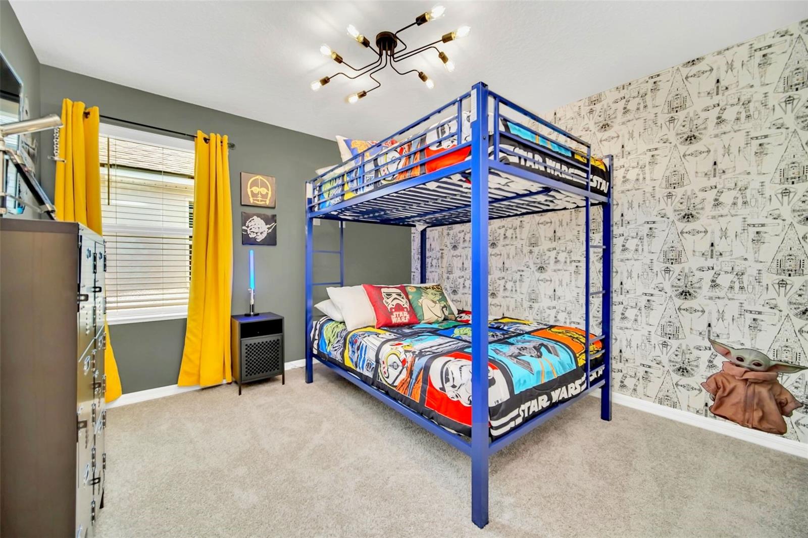 1959 Tropical Palms Circle