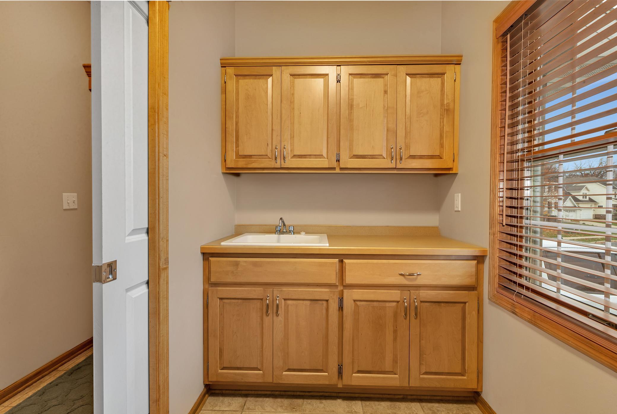 3616 Southridge Court
