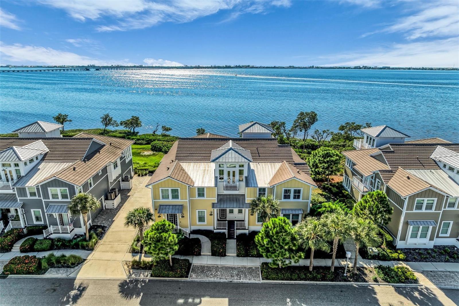 280 Saint Lucia Drive, Bradenton, FL