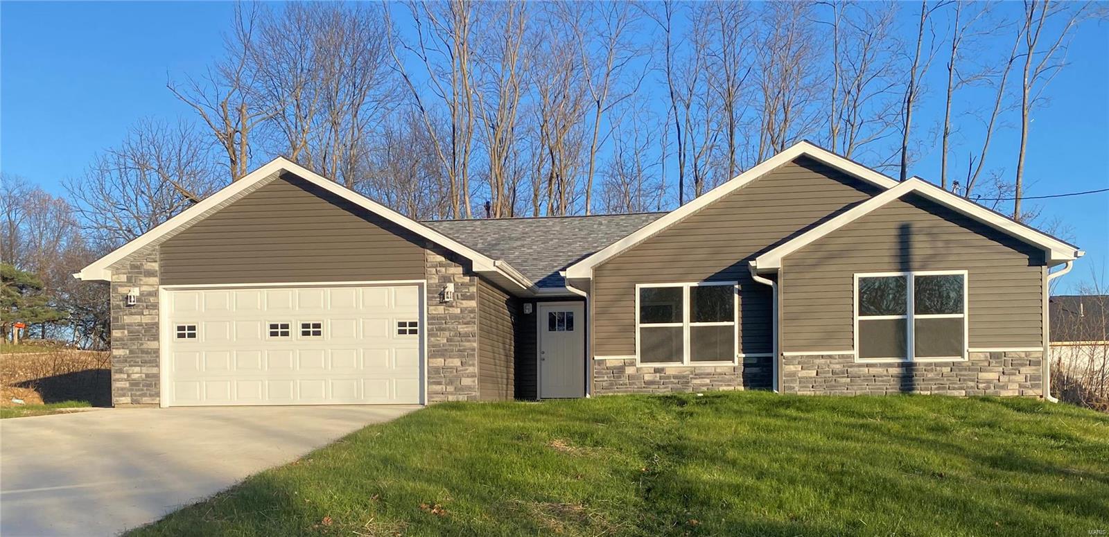 382 Columbus Road