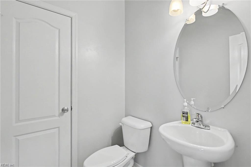 413 Quaker Ridge Court
