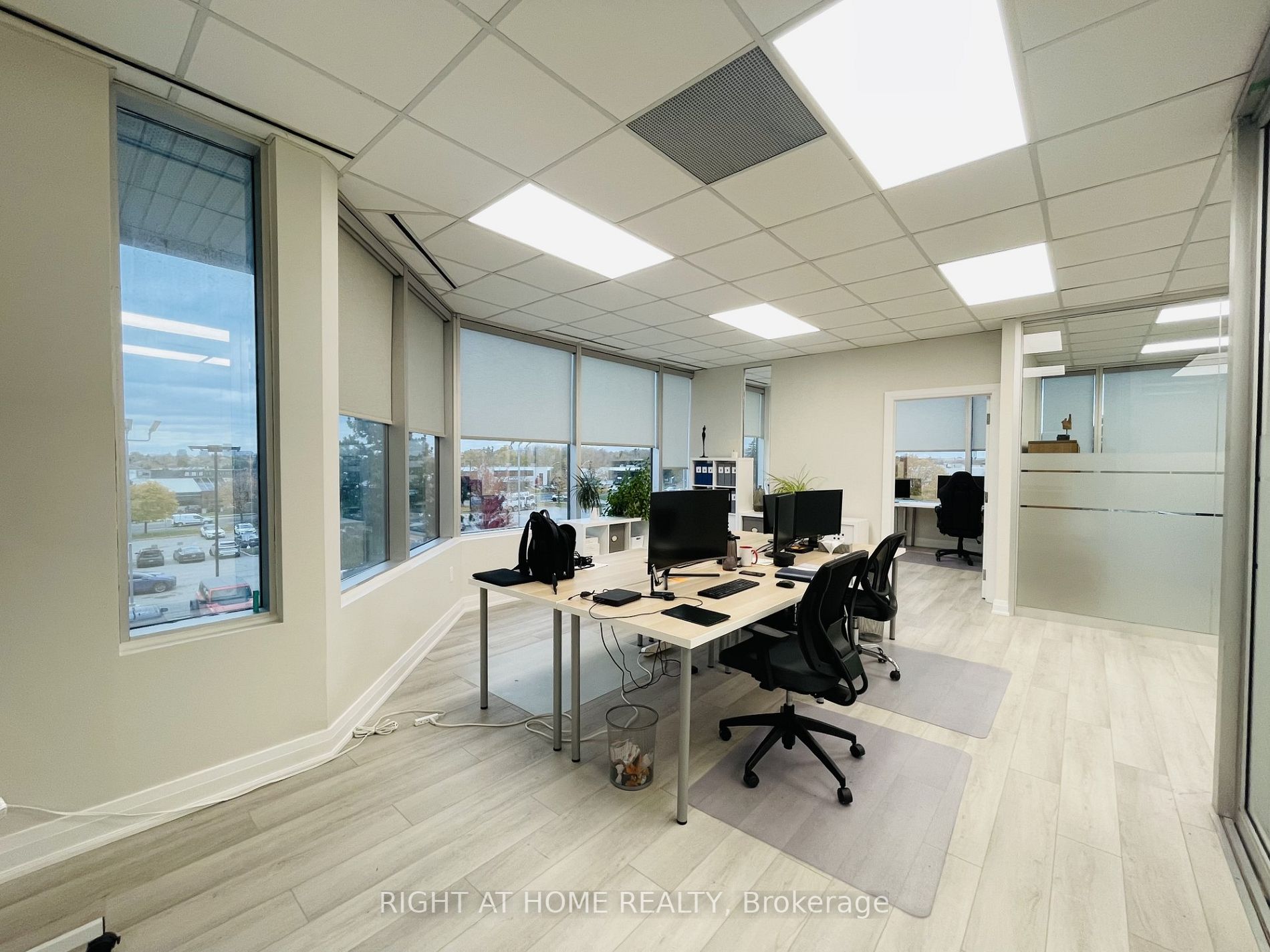 15 Wertheim Crt 204
