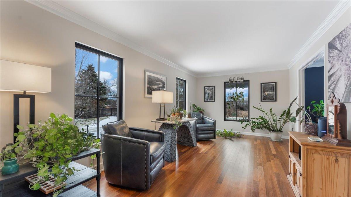 1722 Boxwood Circle