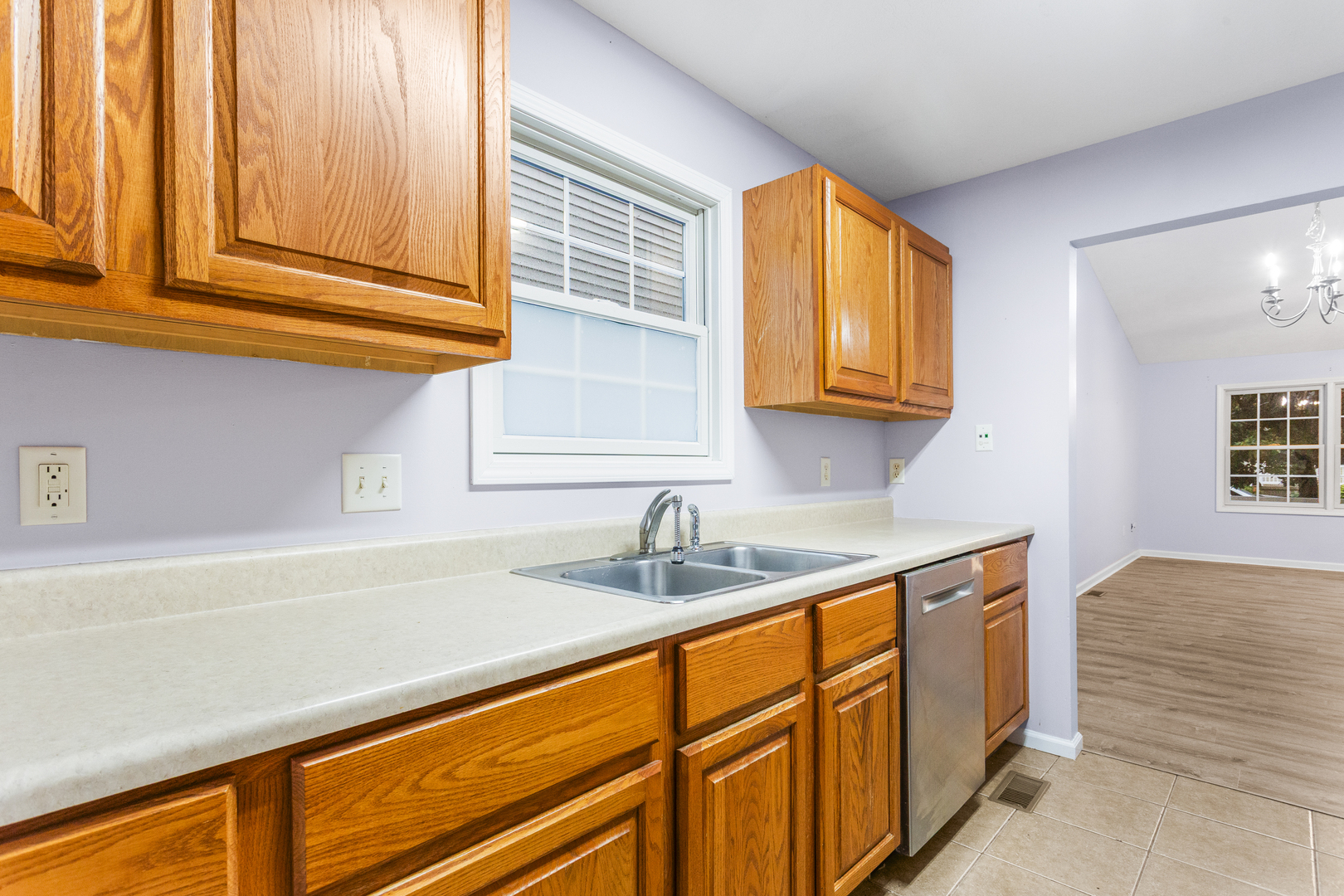 1304 S Abercorn