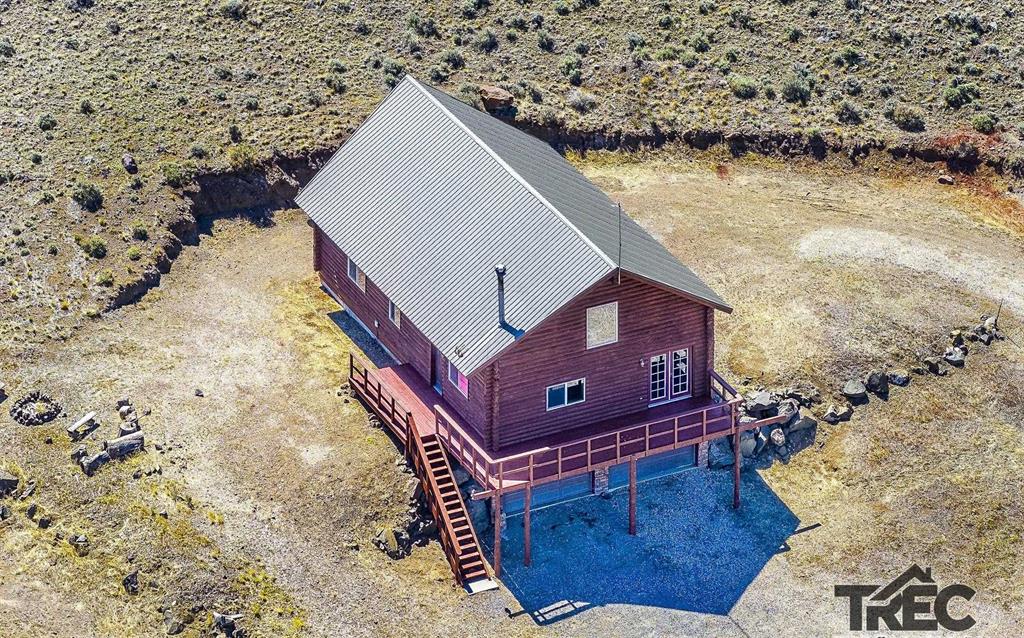 4 Whit Creek Rd