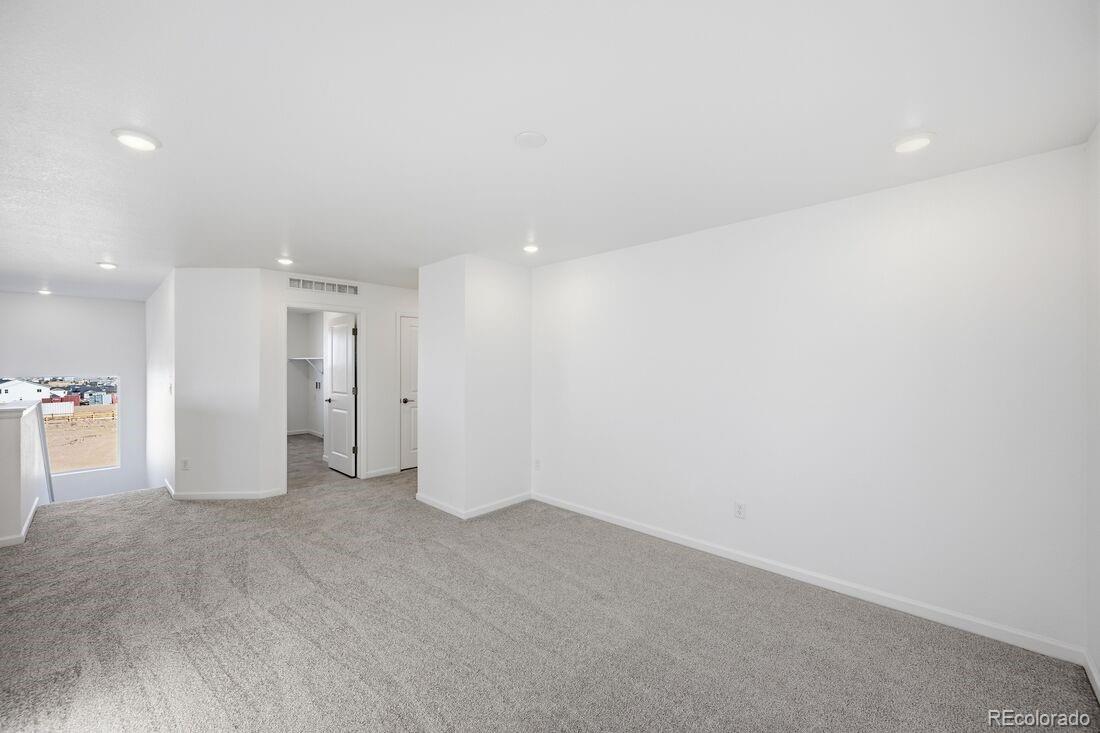 16955 W 92nd Loop