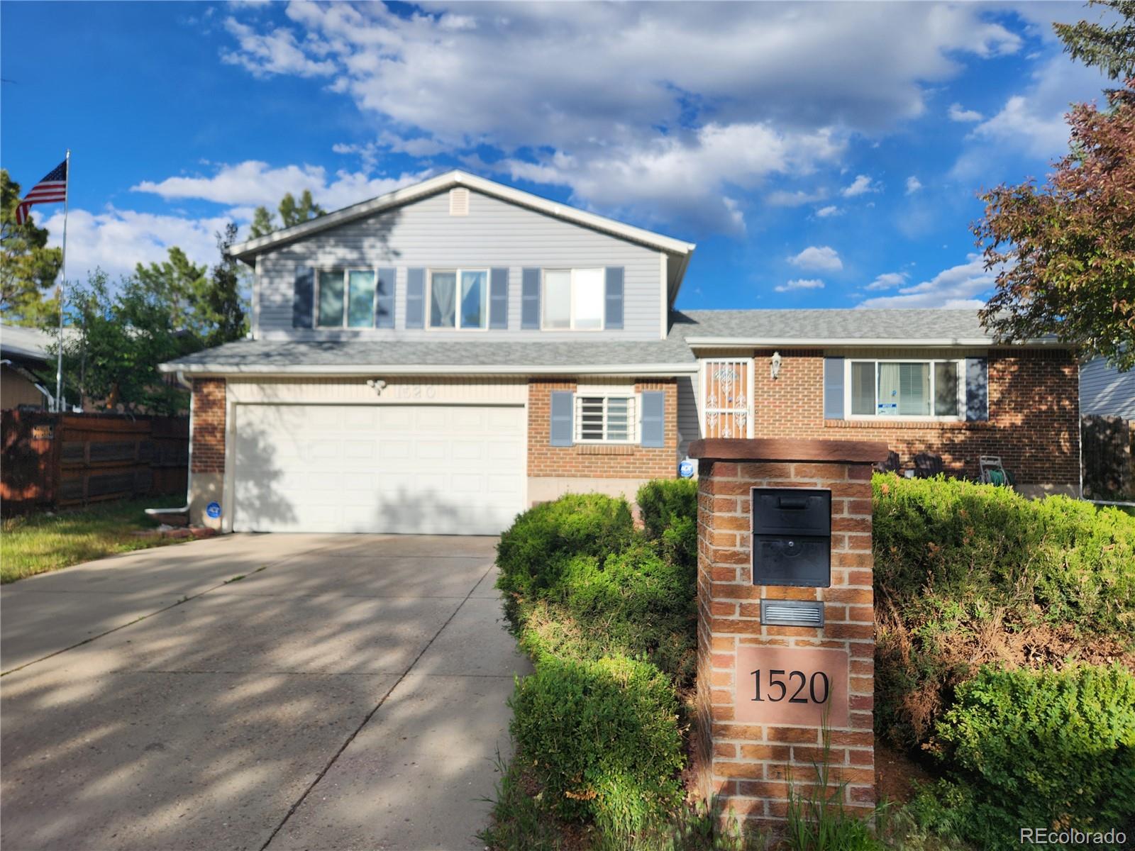 This home is furnished!