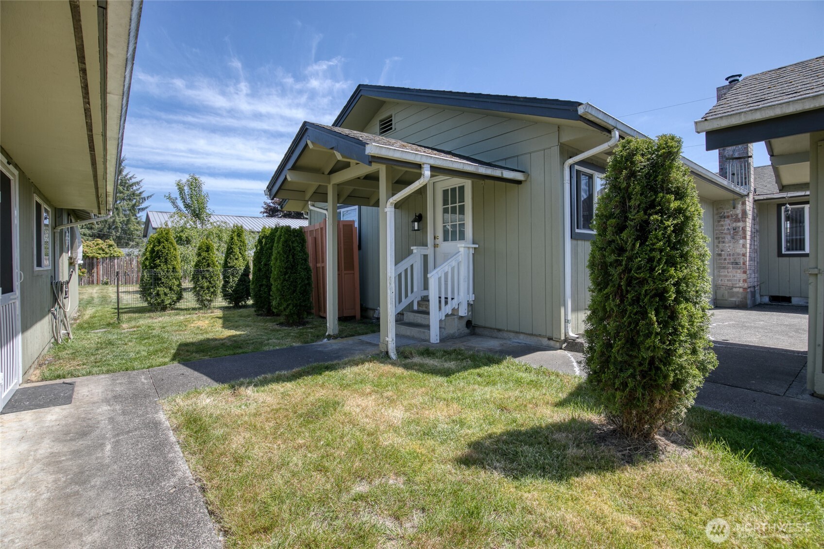 616 E Simpson Avenue