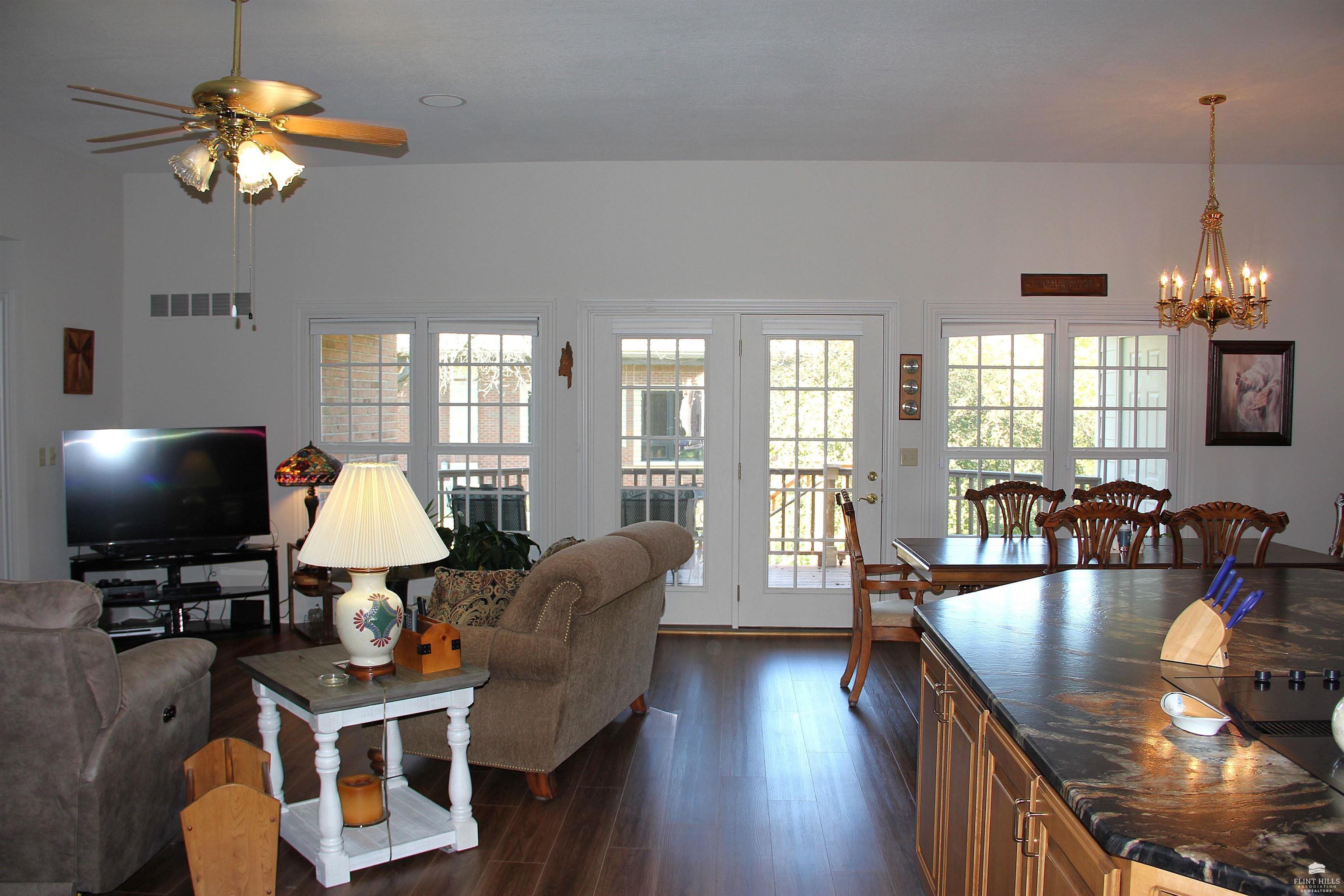 1509 Williamsburg Drive