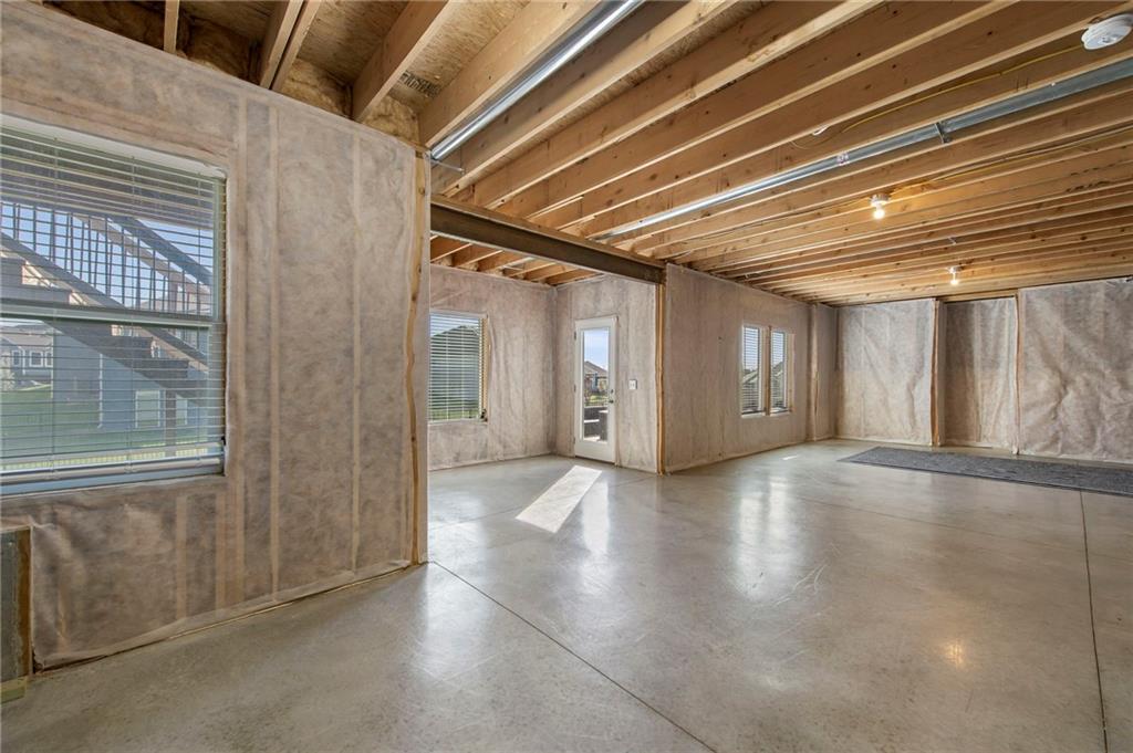 7613 N Tullis Avenue