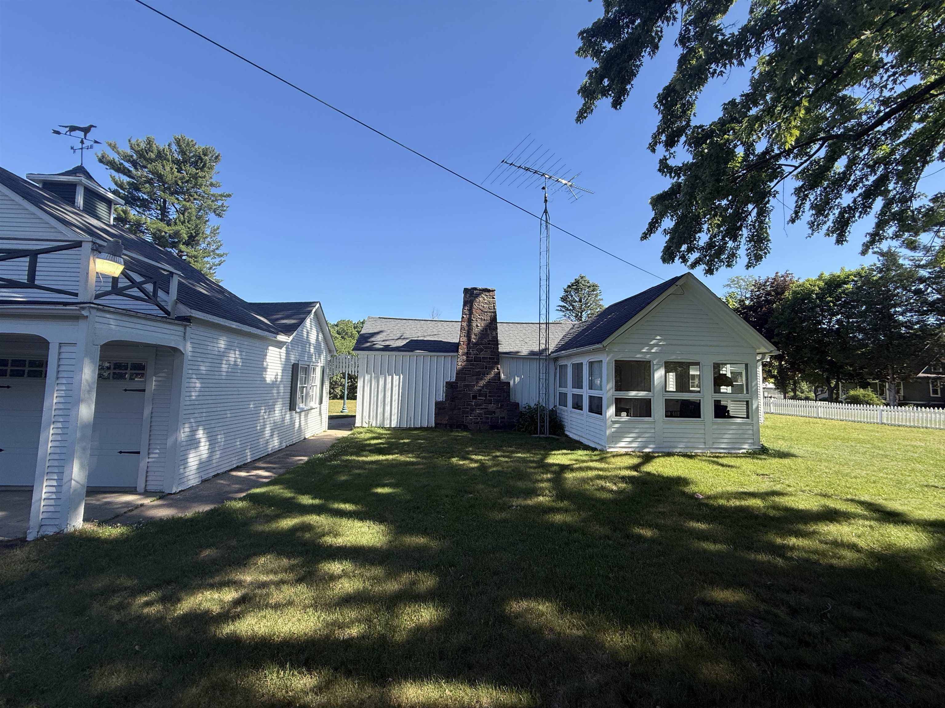 414 Foster Road