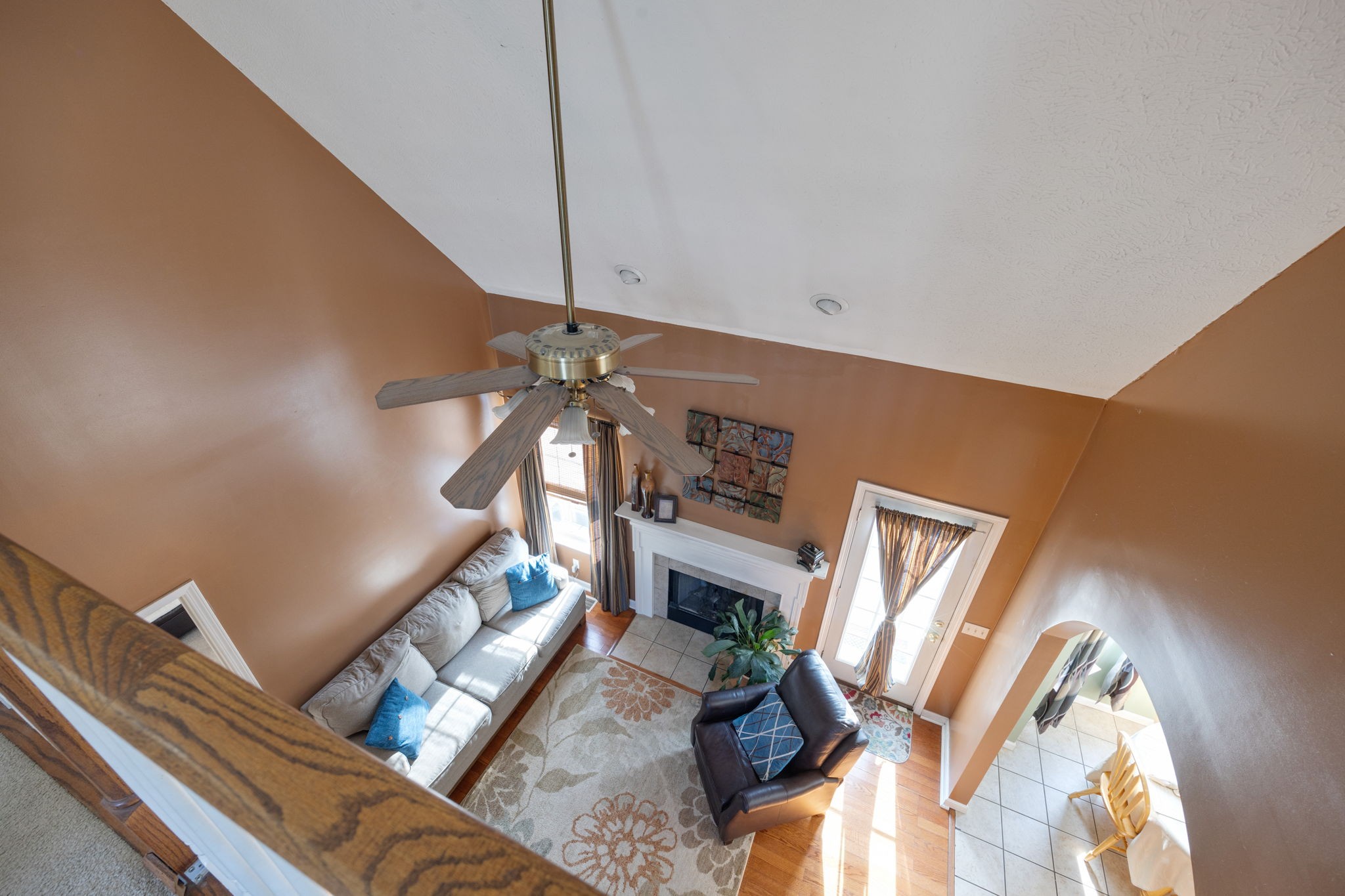 220 Iroquois Dr