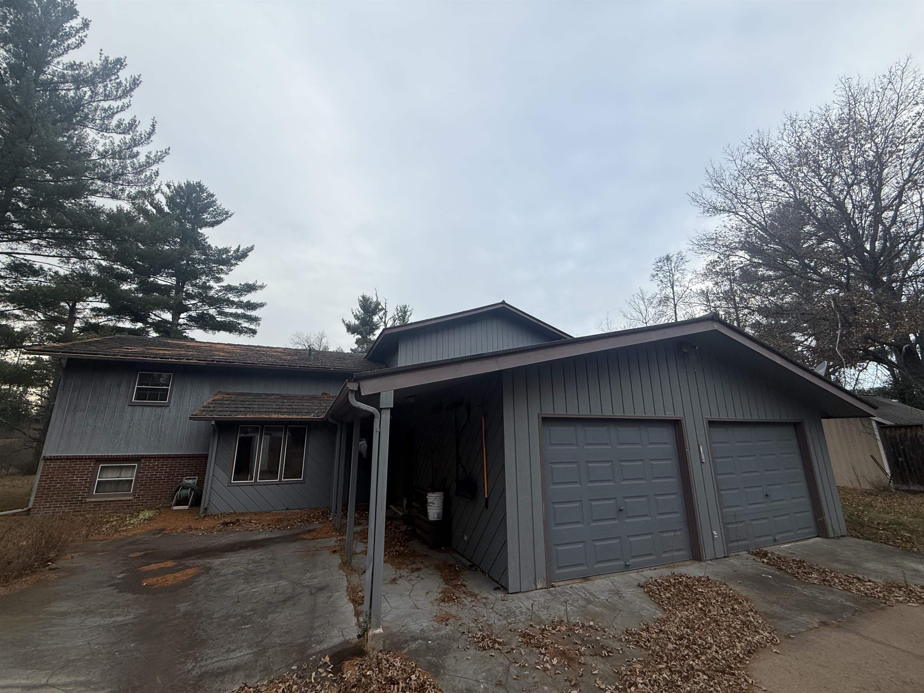 10725 N Namekagon Lane