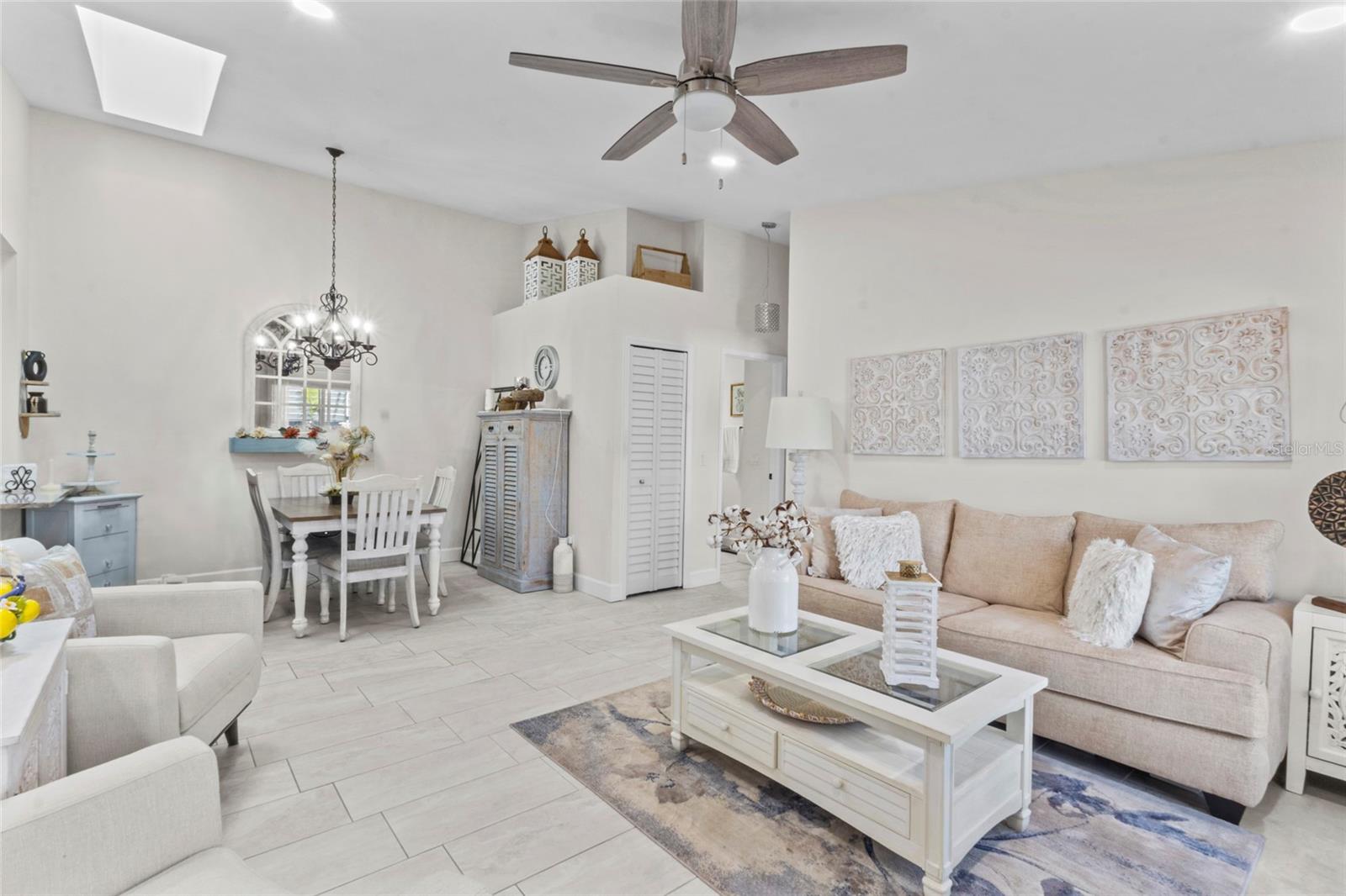 3300 Loveland Boulevard 1001