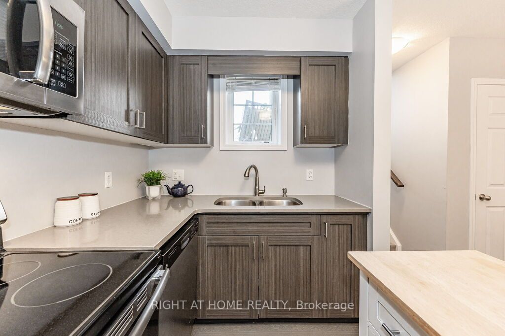 388 Old Huron Rd 5D