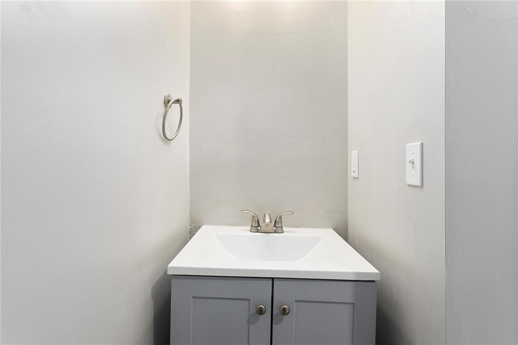 412 N Fairview Avenue