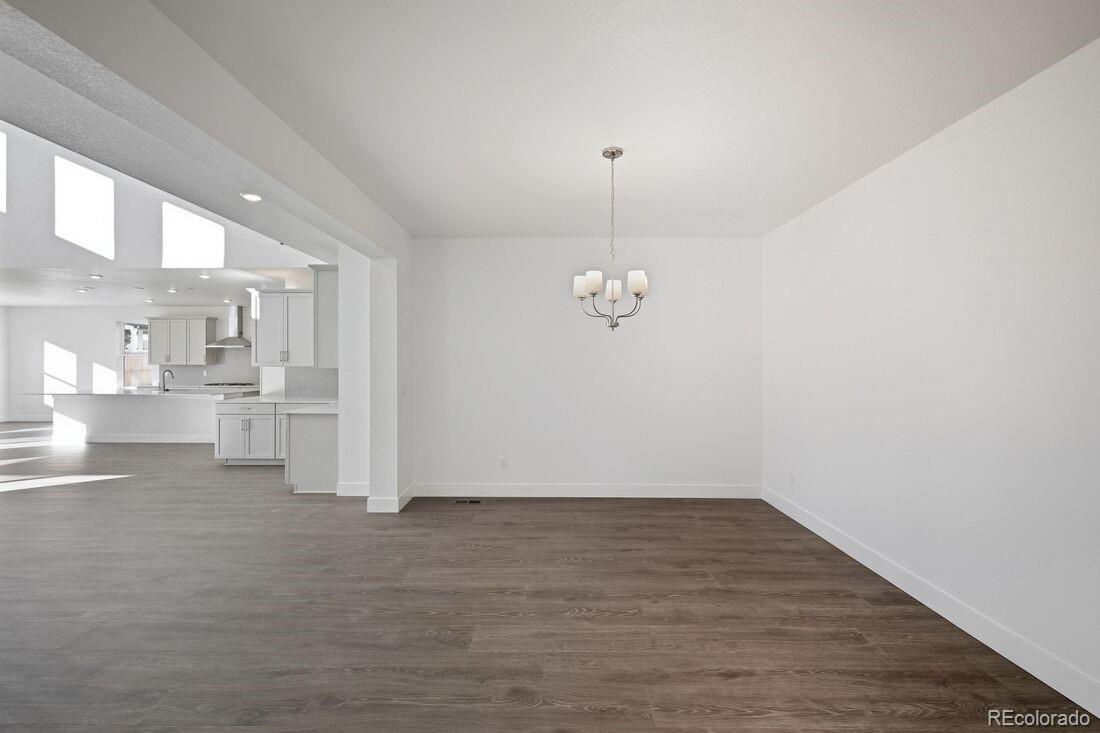 16616 W 93rd Place